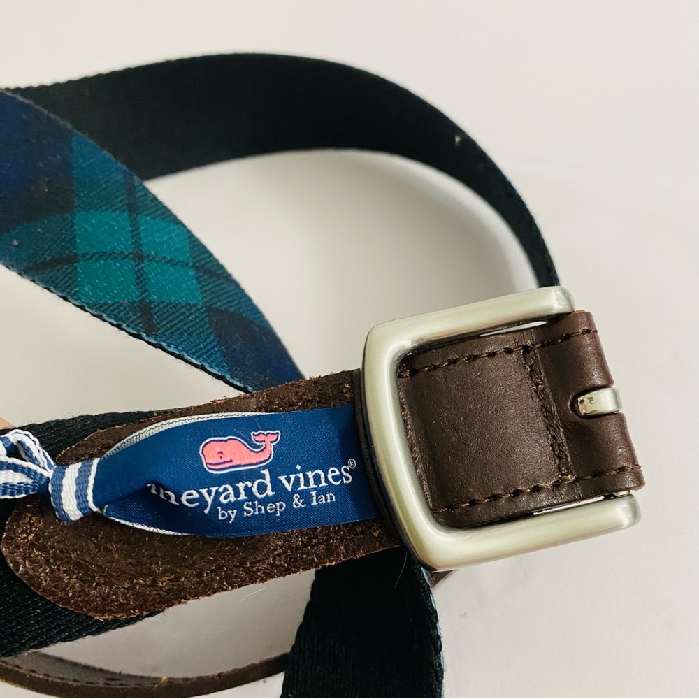Men’s Vineyard Vines NWT Blackwatch Printed Club Blue &‎ Green Plaid Belt - Picture 4 of 6